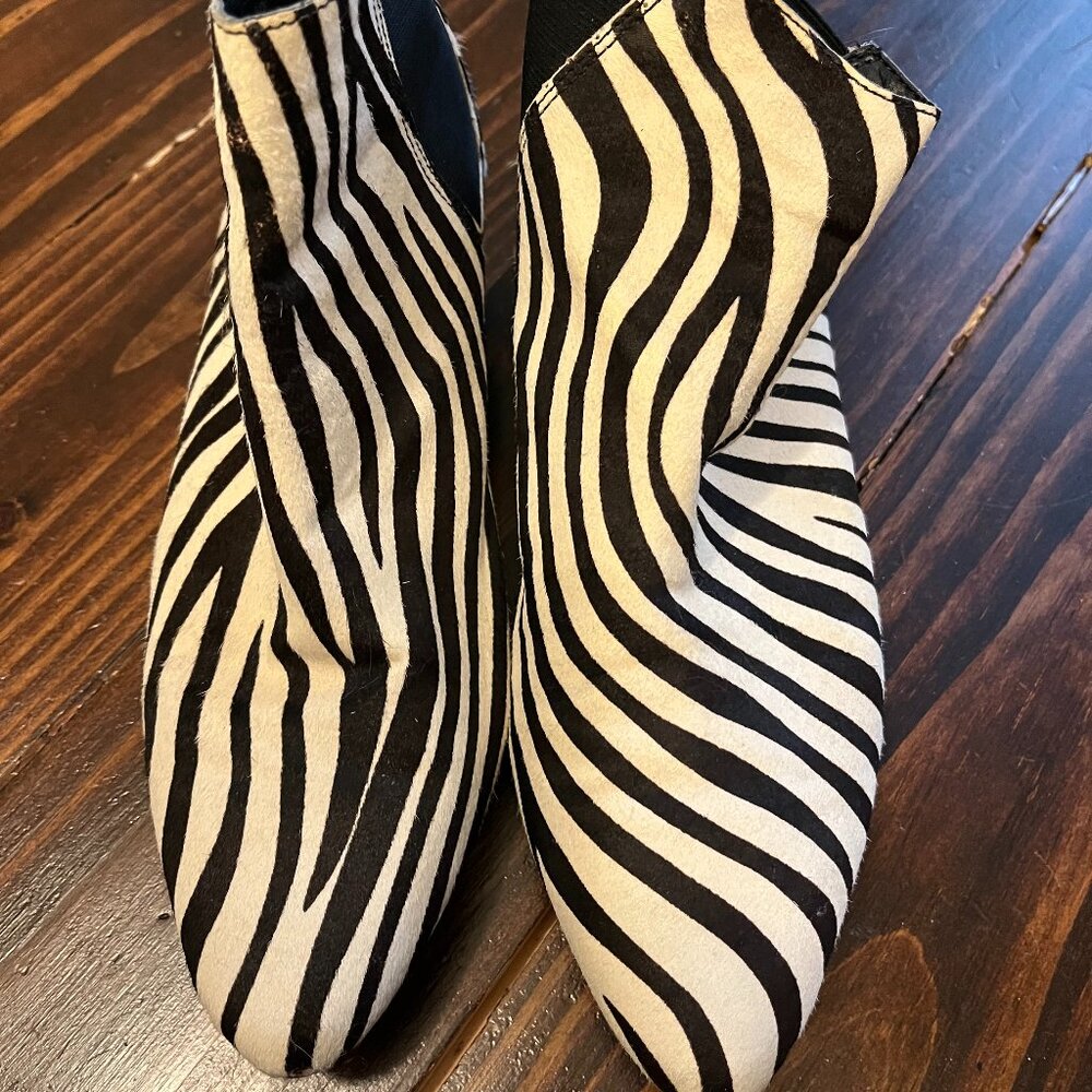 CLARKS Software Zebra Print Calf Hair Booties - 8